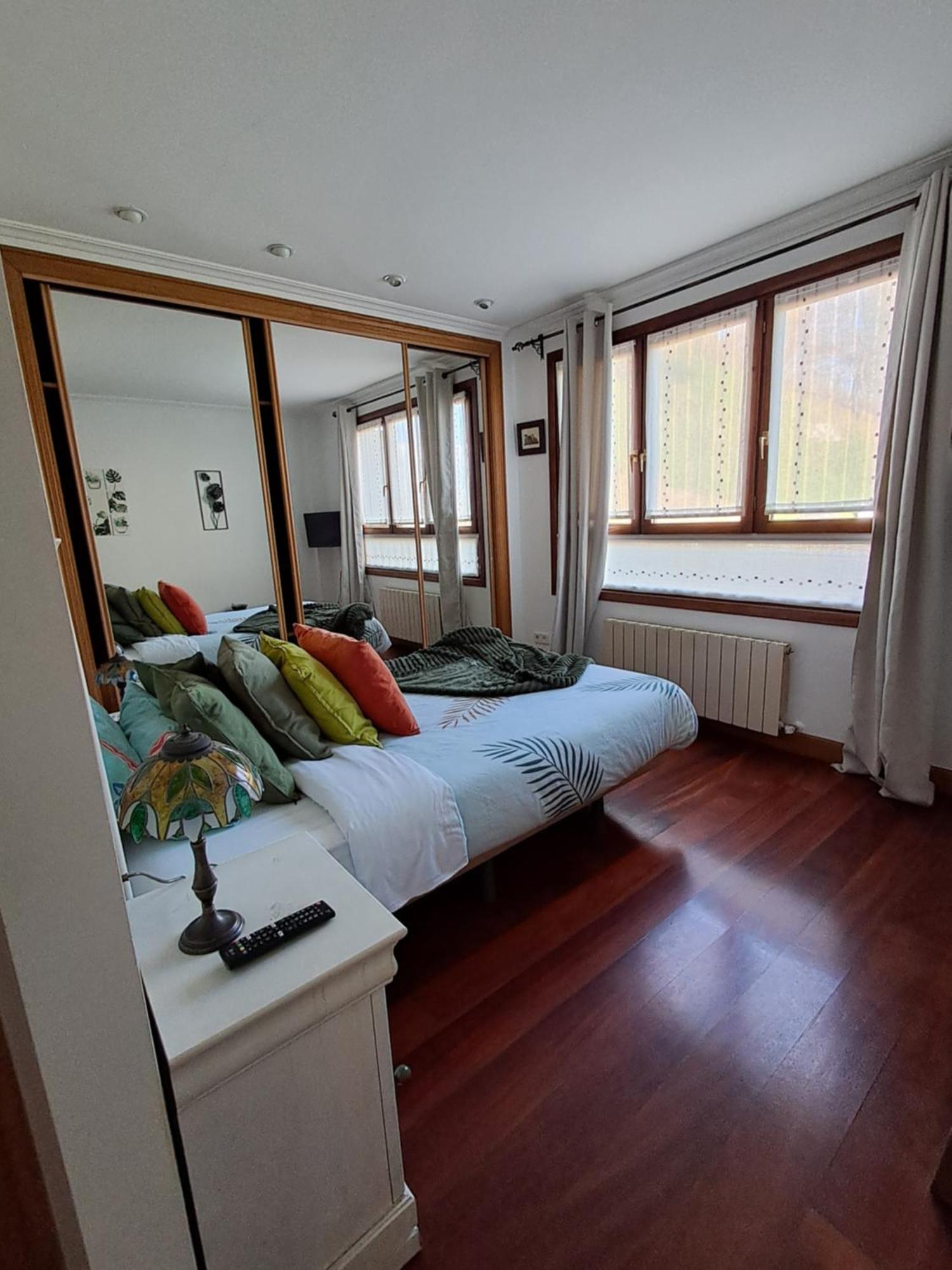 B&B Eguzkitza エルゲタ 部屋 写真